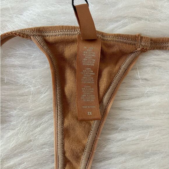 Skims Thong 2X Logo Pointelle Thong OCHRE Panty PN-THG-0192 NWT - Picture 4 of 5